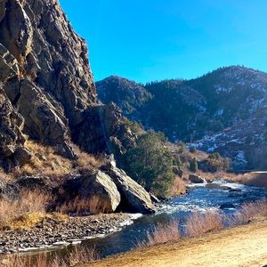 Meet your Posher, Caitlin